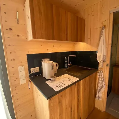 Unique Tiny Eco With Gorgeous Views To Jungfrau Massiv 因特拉肯