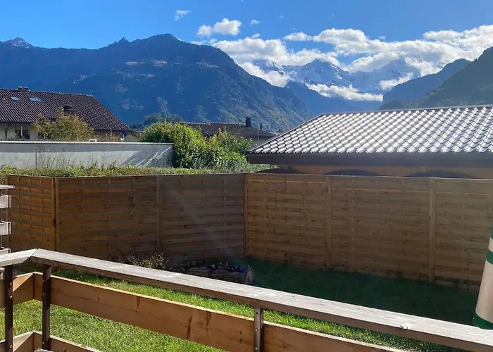 Будинок відпочинку Unique Tiny Eco With Gorgeous Views To Jungfrau Massiv *