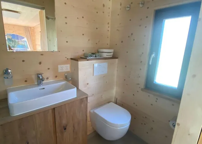 Unique Tiny Eco With Gorgeous Views To Jungfrau Massiv * Інтерлакен