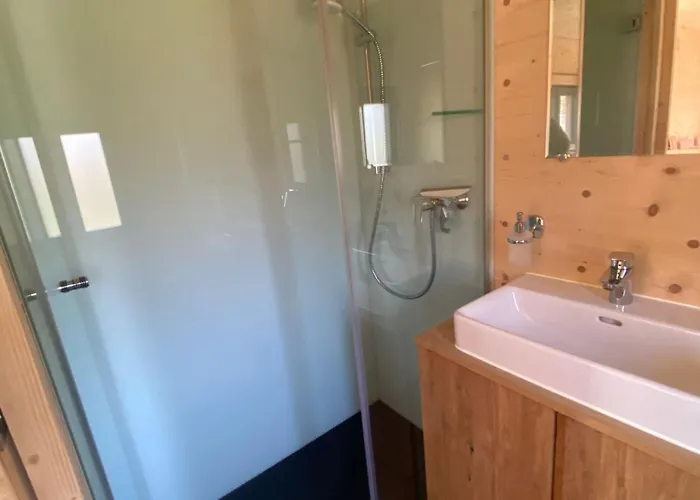 Unique Tiny Eco With Gorgeous Views To Jungfrau Massiv 度假居