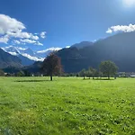 Unique Tiny Eco With Gorgeous Views To Jungfrau Massiv Tatil Evi